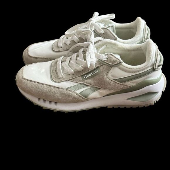 Reebok Women’s Cloud-walk Leather /Suede Sneakers -/SZ: 8.5 - Picture 2 of 8